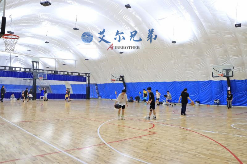 建一個氣膜室內球館需要多少錢？